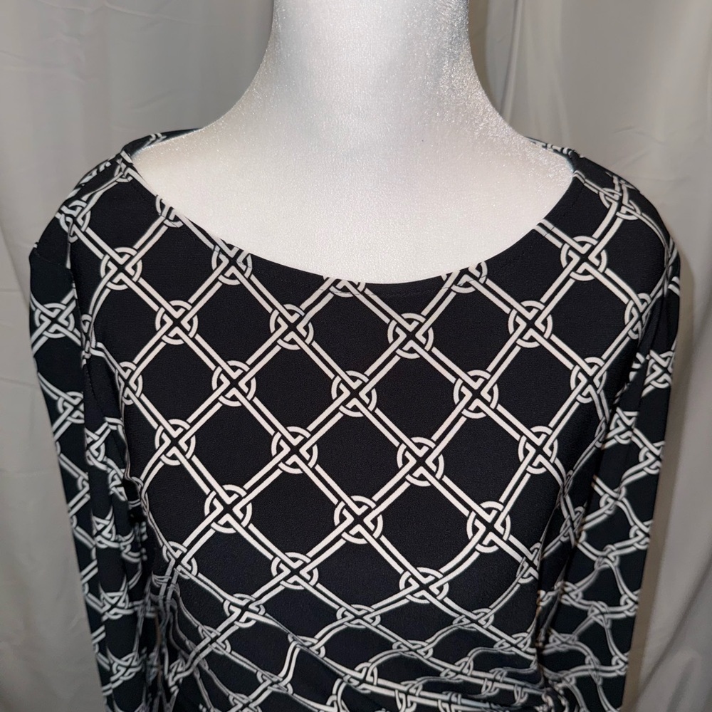 Chaps Black and White Geometric Long Sleeve Dress - Picture 8 of 10